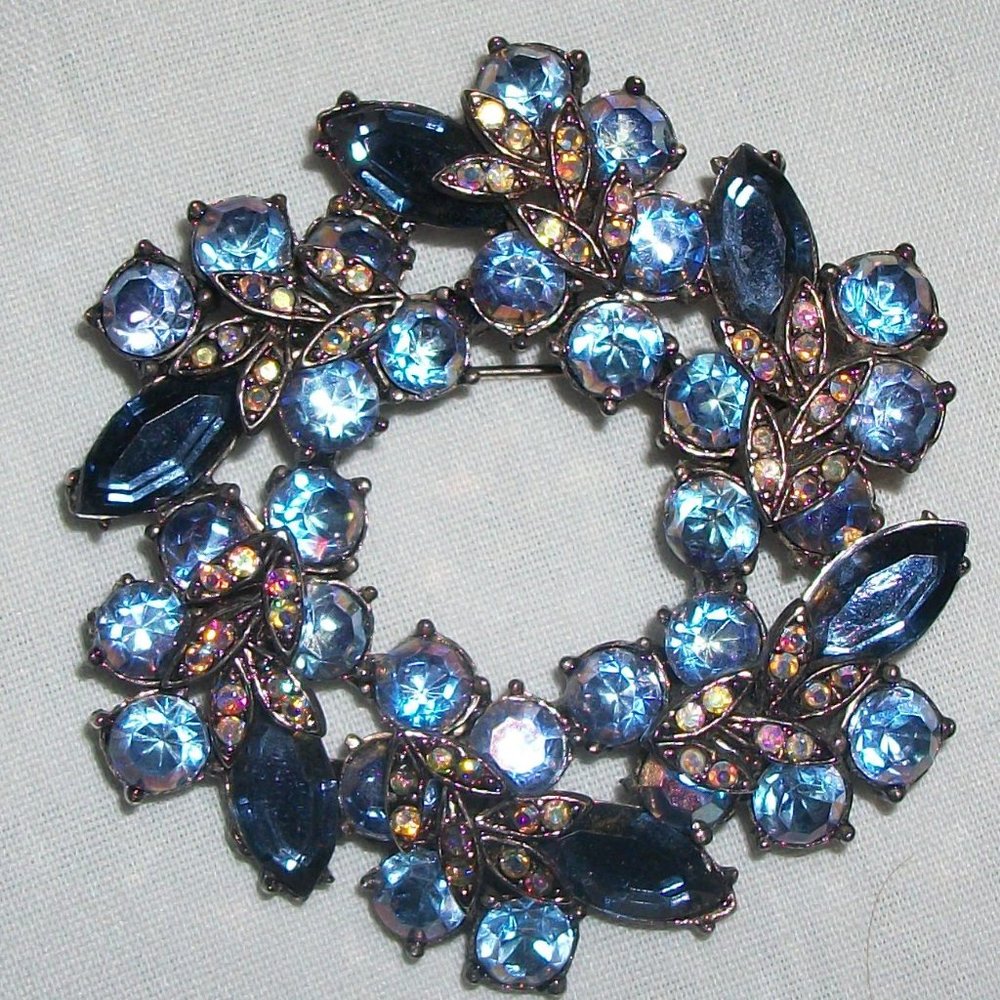 Stunning Vintage Multi Color Rhinestone Brooch